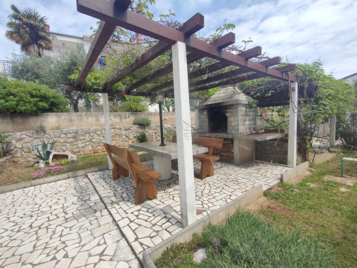 Apartment Alafetic Krk Town Exterior photo